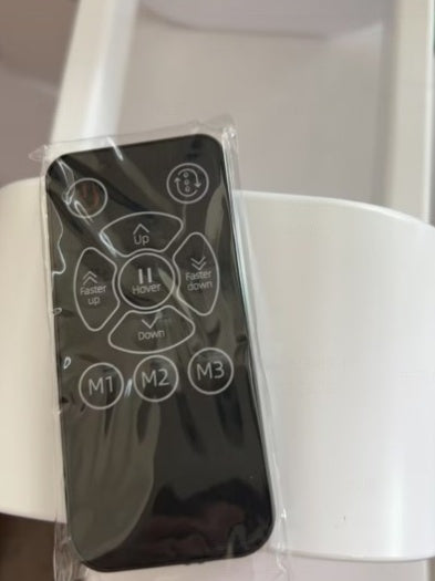 Tyst luftfuktare med antigravitations-effekt och 580 ml vattentank